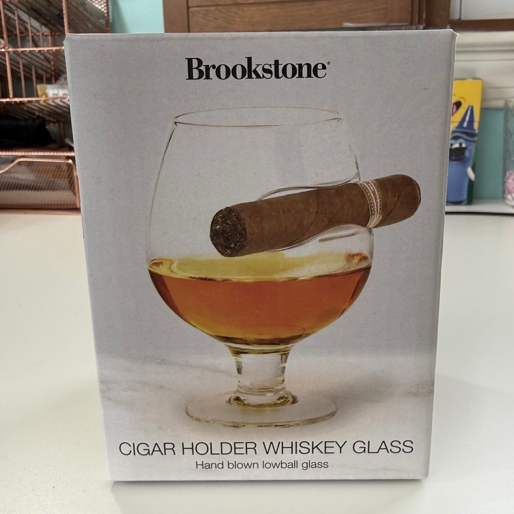 Brookstone Cigar Holder‎ Whiskey Glass Hand Blown Lowball Glass NEW Gift Ready